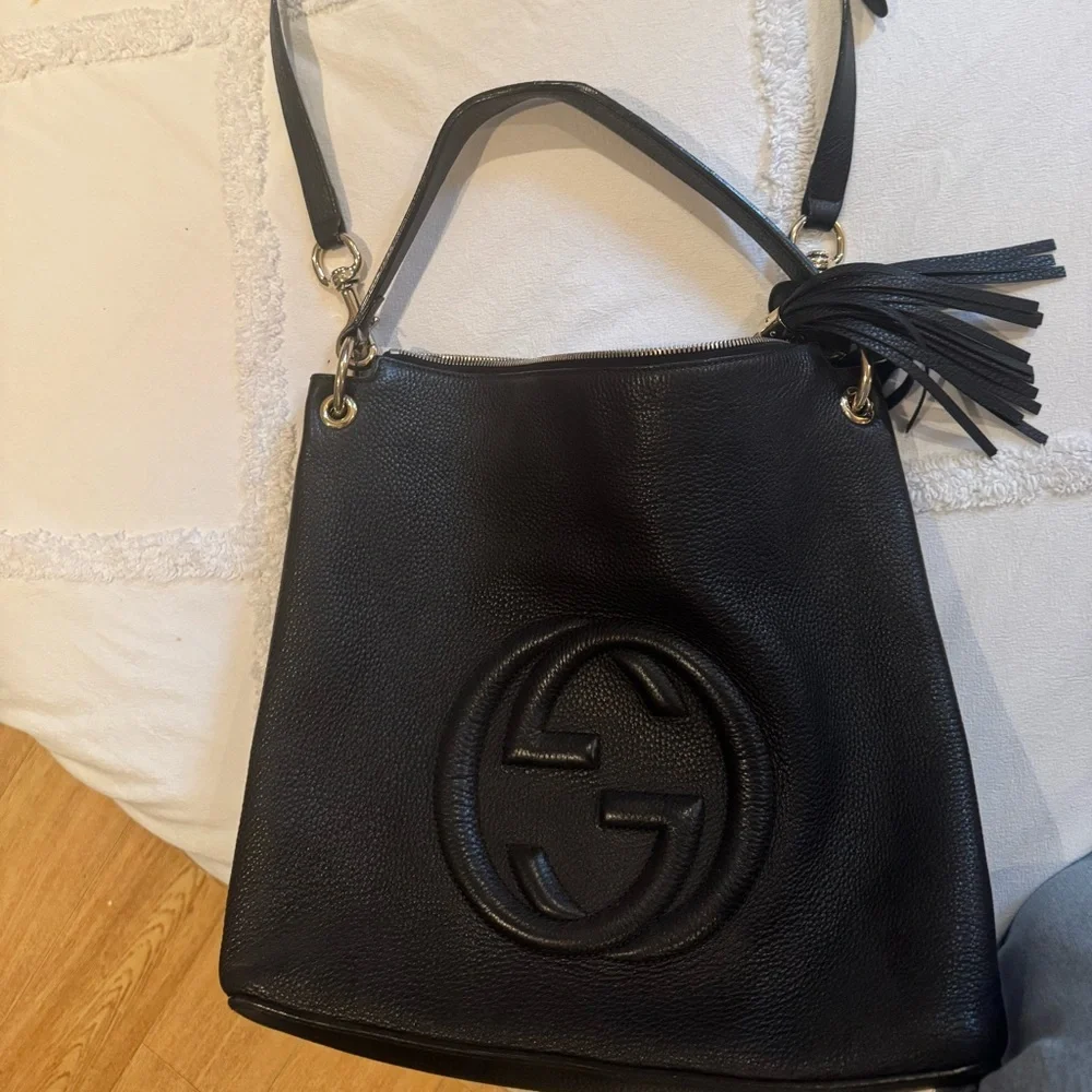 Gucci Black Pebbled Leather Shoulder Bag - Picture 3 of 6